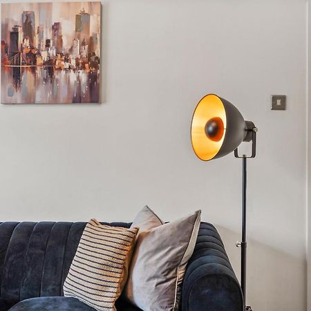Stylish Maisonette Near The Heath With Free Parking & Wi-Fi Maidstone Extérieur photo